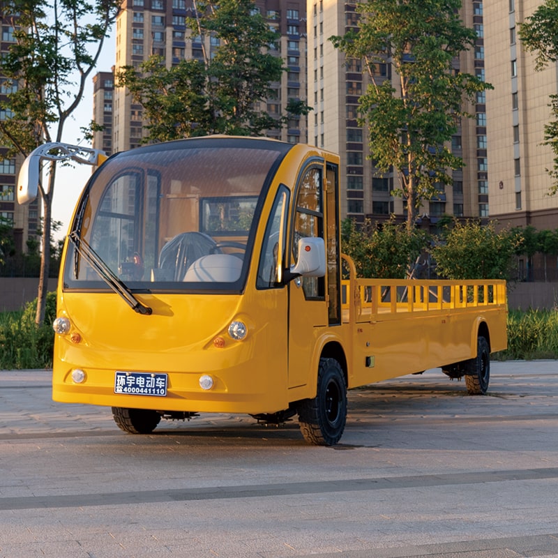 黃色帶斗觀(guān)光車(chē)